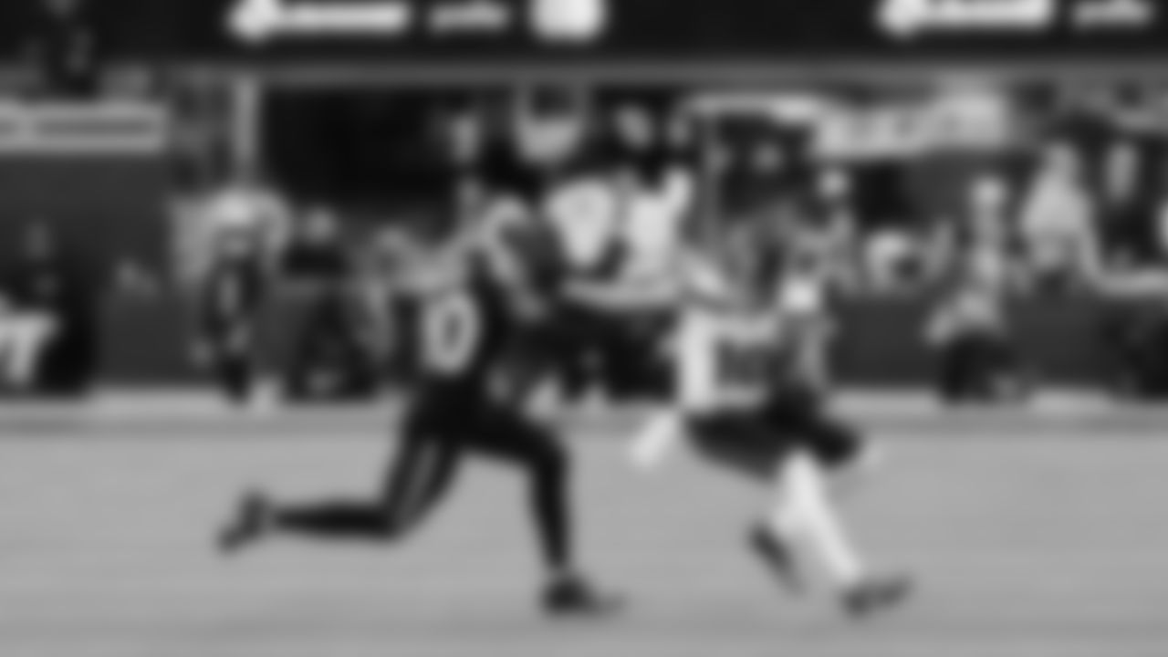 Seahawks at Rams on November 16, 2025