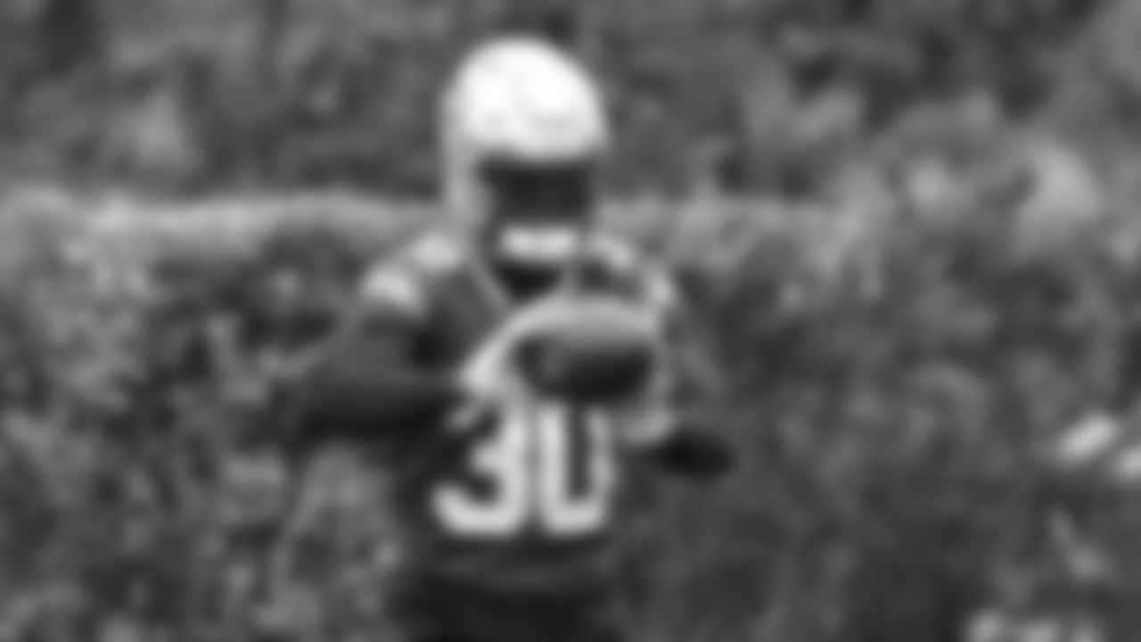 Seahawks running back Cam Akers (30)