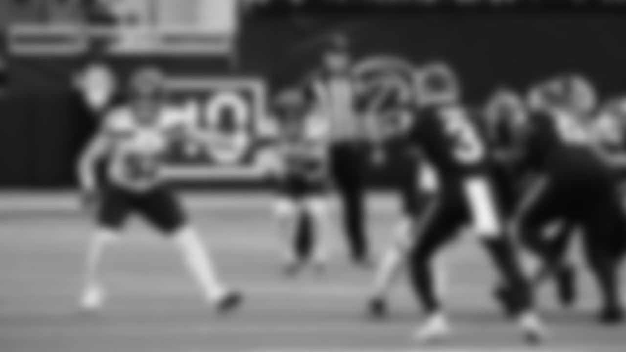 Seahawks at Rams on November 16, 2025