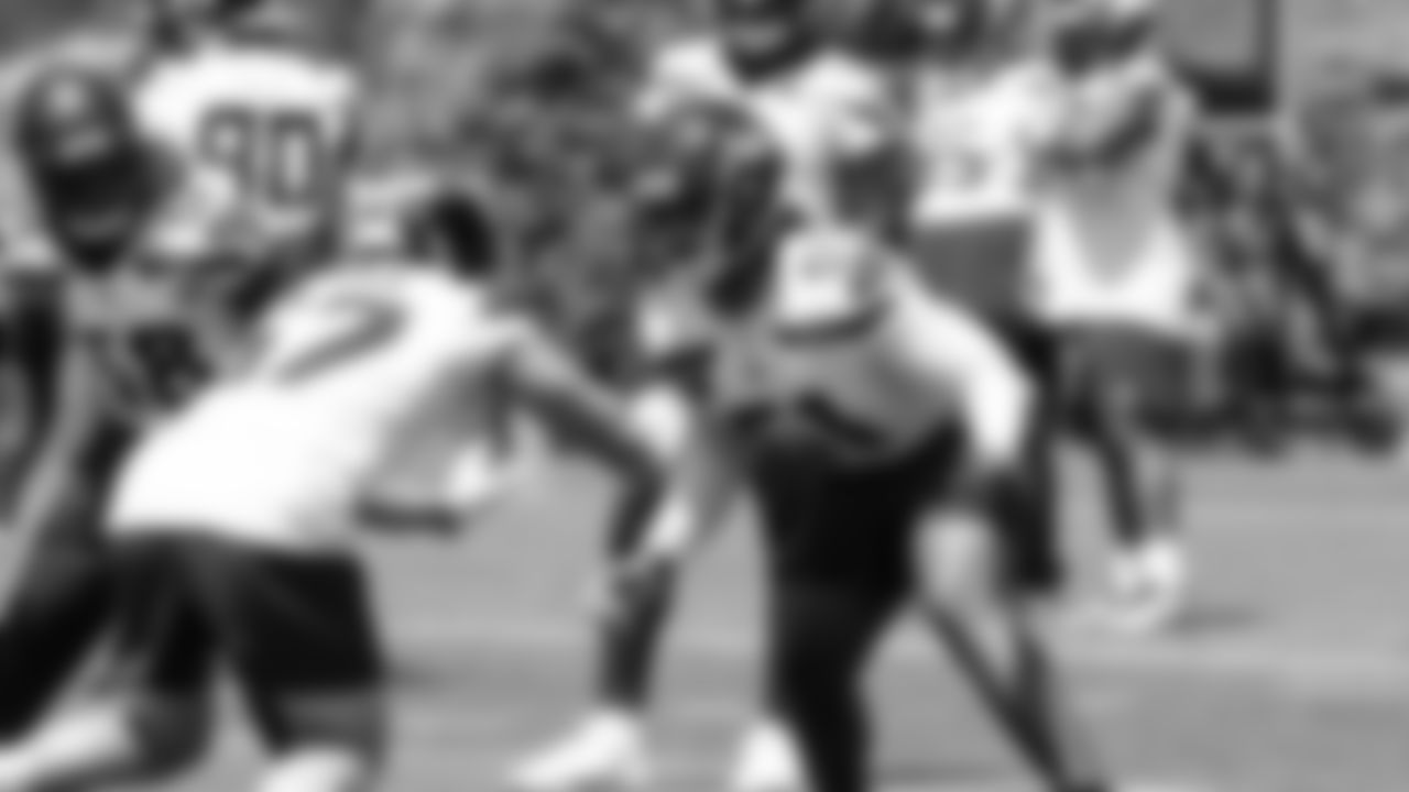 Seahawks linebacker Jared Ivey (51)