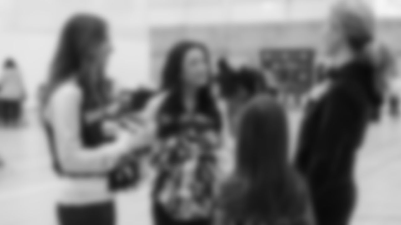 The Seahawks supported the Boys and Girls Club of King County's National Girls & Women's in Sports Day event on Sunday, February 1, at the Mercer Island Boys & Girls Club.