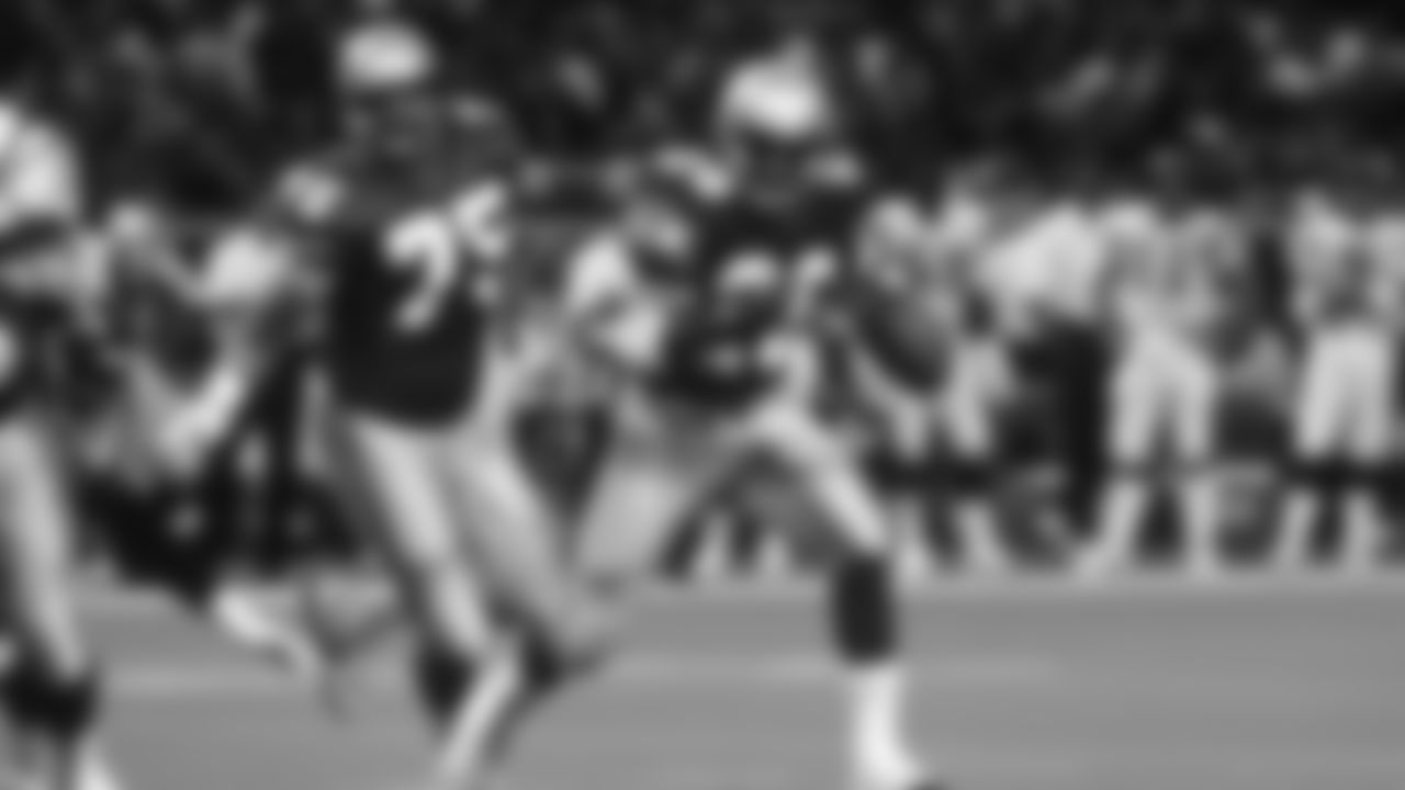 28 - RB Curt Warner (1983-1989)