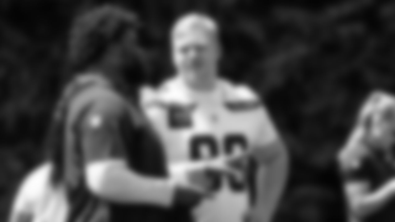 Seahawks defensive tackle Rylie Mills (98) participated in a workout on day four of OTAs on Monday, June 2, 2025 at the Virginia Mason Athletic Center.