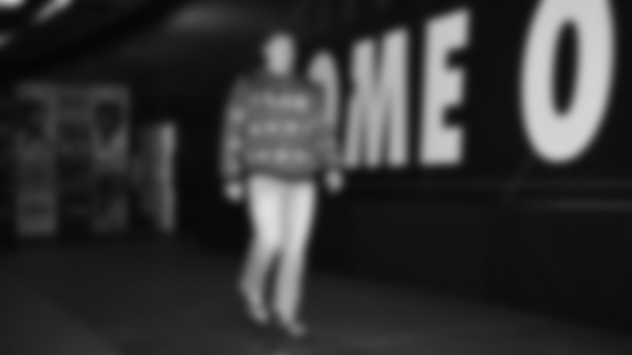 Seahawks guard Grey Zabel (76) arrived at Lumen Field for the Week 16 matchup vs. the L.A. Rams.