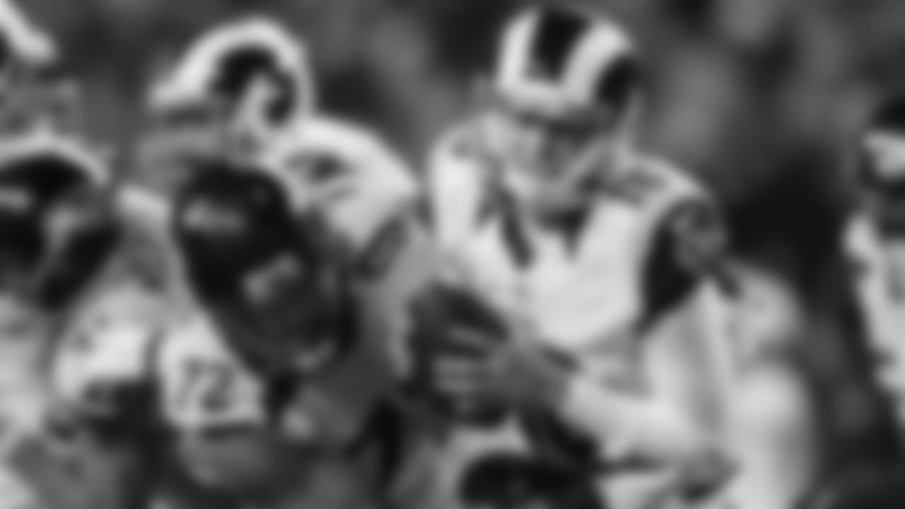 DE Michael Bennett 2013-2017