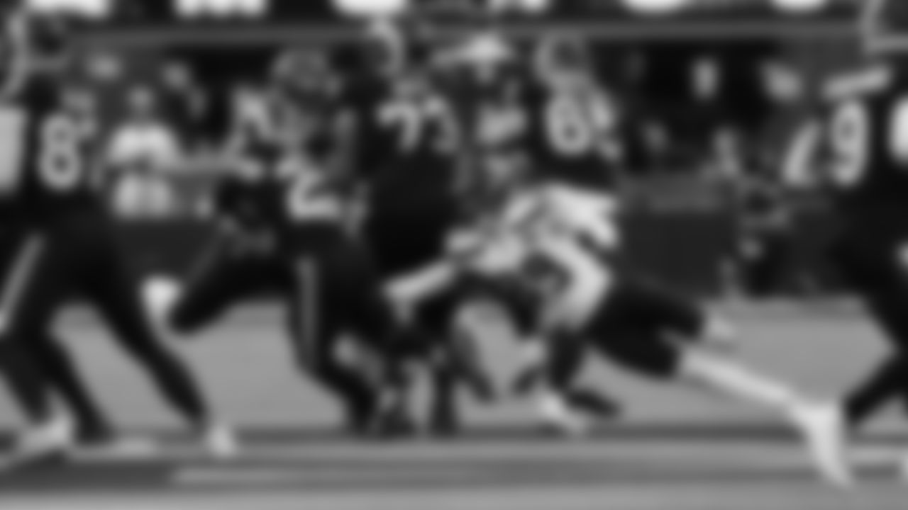 Seahawks at Rams on November 16, 2025