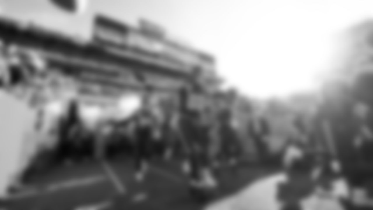 The Seahawks warm up ahead of Super Bowl LX vs. the Patriots at Levi's Stadium on Sunday, February 8, 2026.