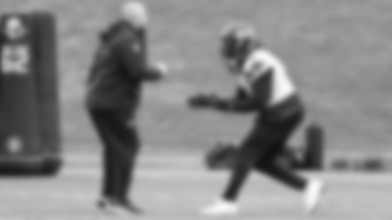 Seahawks linebacker Uchenna Nwosu (7) practiced on Thursday, January 29, 2026 at the Virginia Mason Athletic Center.