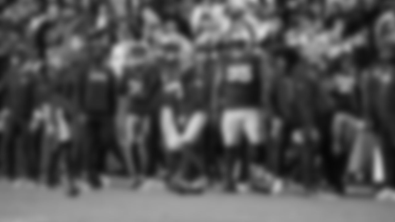 Seattle Seahawks at Washington Commanders for a week 9 throwback matchup on Nov 2, 2025