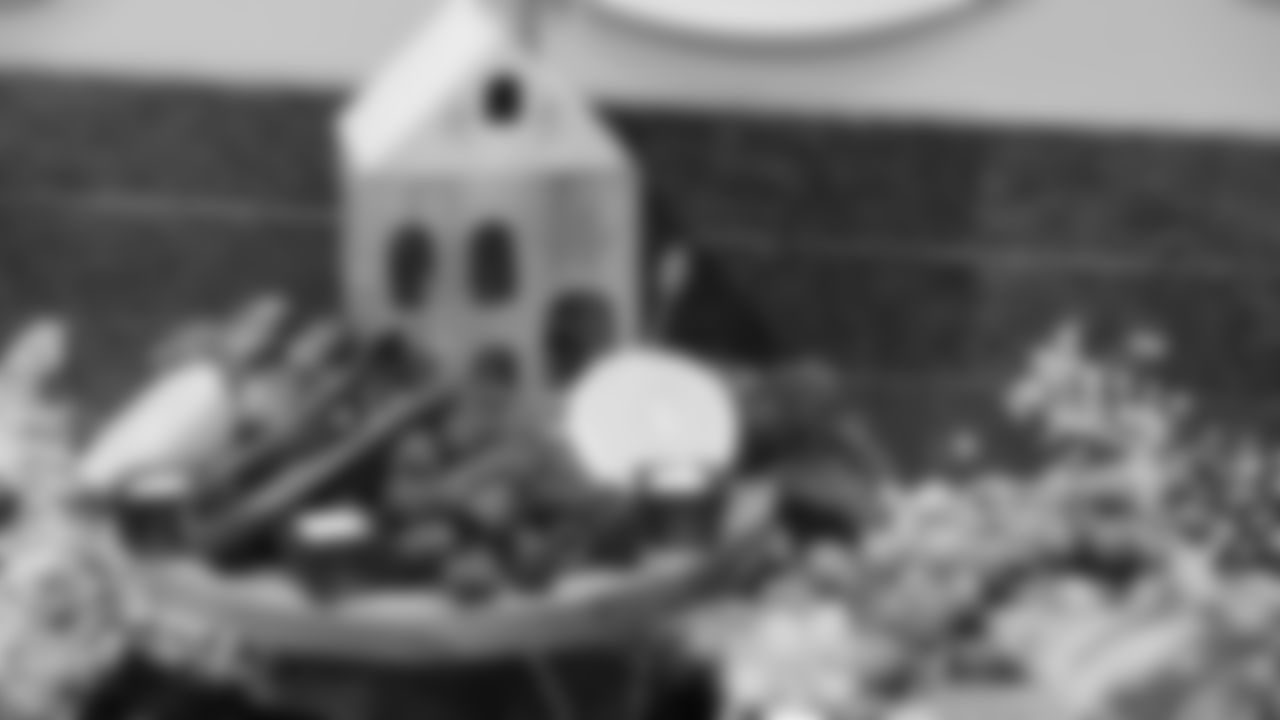 The Seahawks Women's Association hosted a baby shower for expecting mothers on the team with the goal to impact local moms in need in our community.