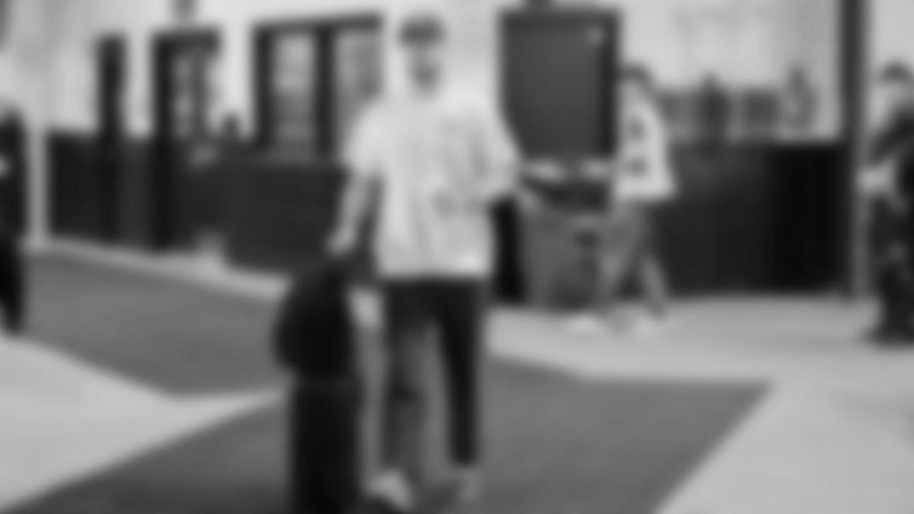 Seahawks quarterback Sam Darnold (14) arrived at EverBank Stadium on October 12, 2025.