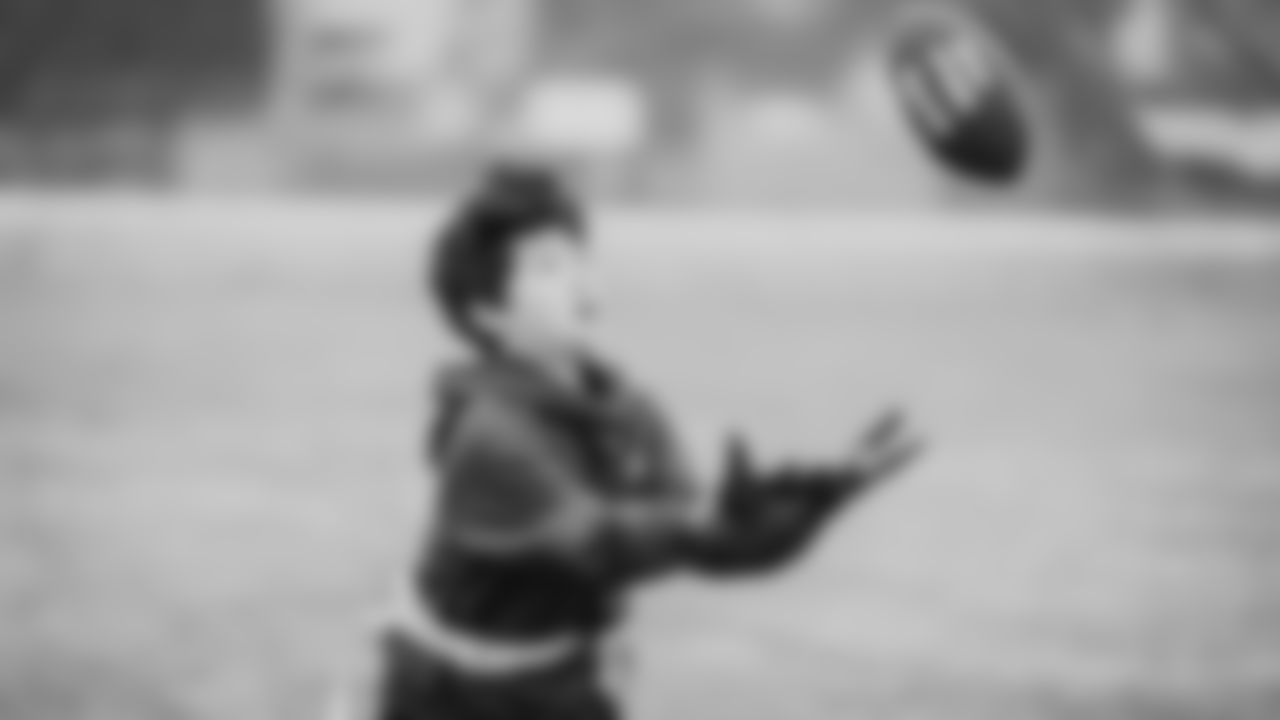 The Seahawks hosted a flag football clinic with NFL FLAG Vancouver at Unwin Park in Surrey, BC on Saturday, November 15, 2025.