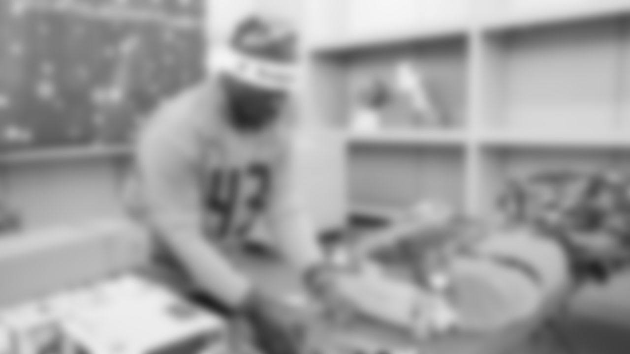 In spirit of the holiday season, the Seahawks volunteered on Wednesday, December 10th, 2025, at the Salvation Army Christmas Warehouse in Tukwila, WA, where they sorted donated toys and contributed $1,000 worth of additional toy donations.