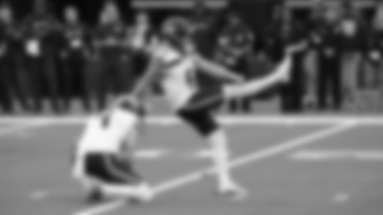 Seahawks at Rams on November 16, 2025