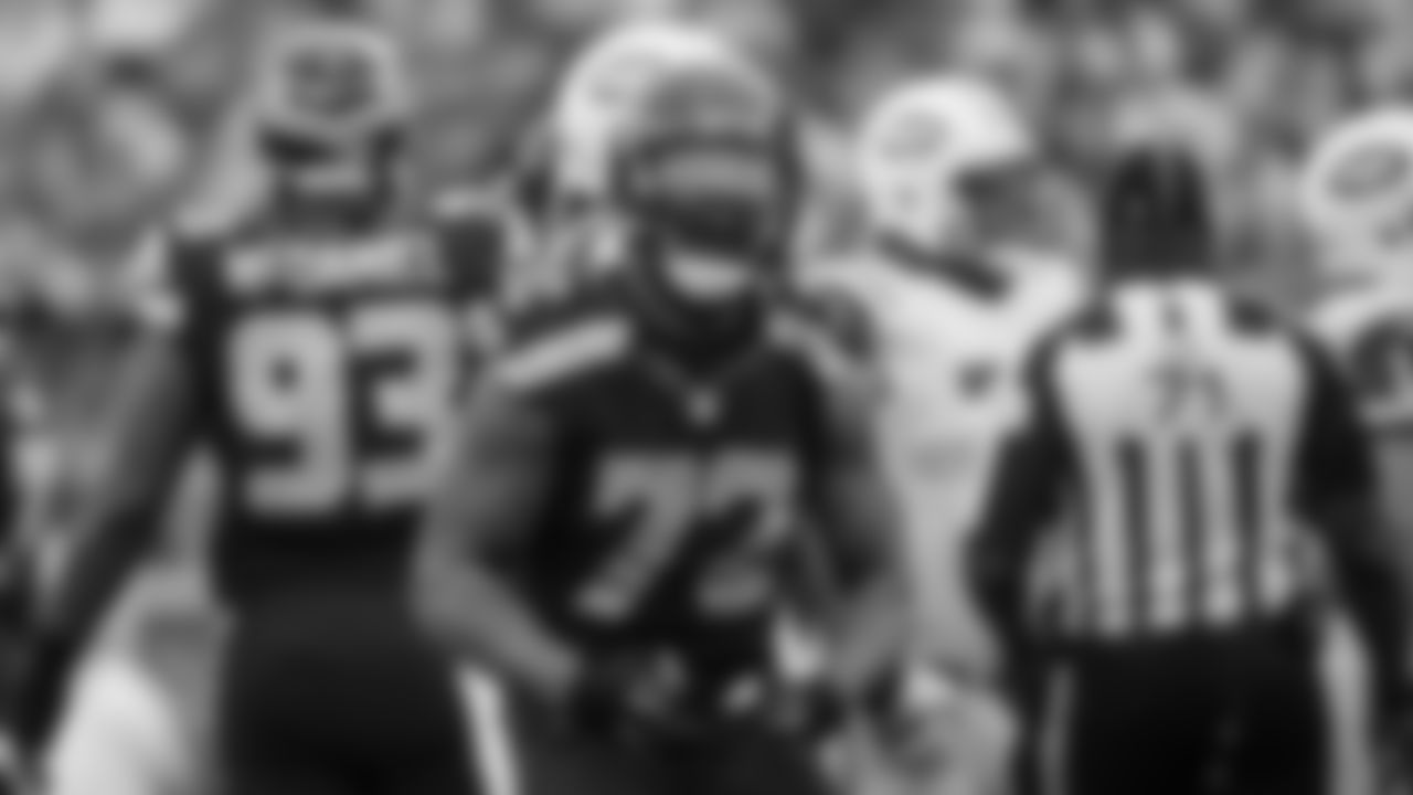 DE Michael Bennett 2013-2017