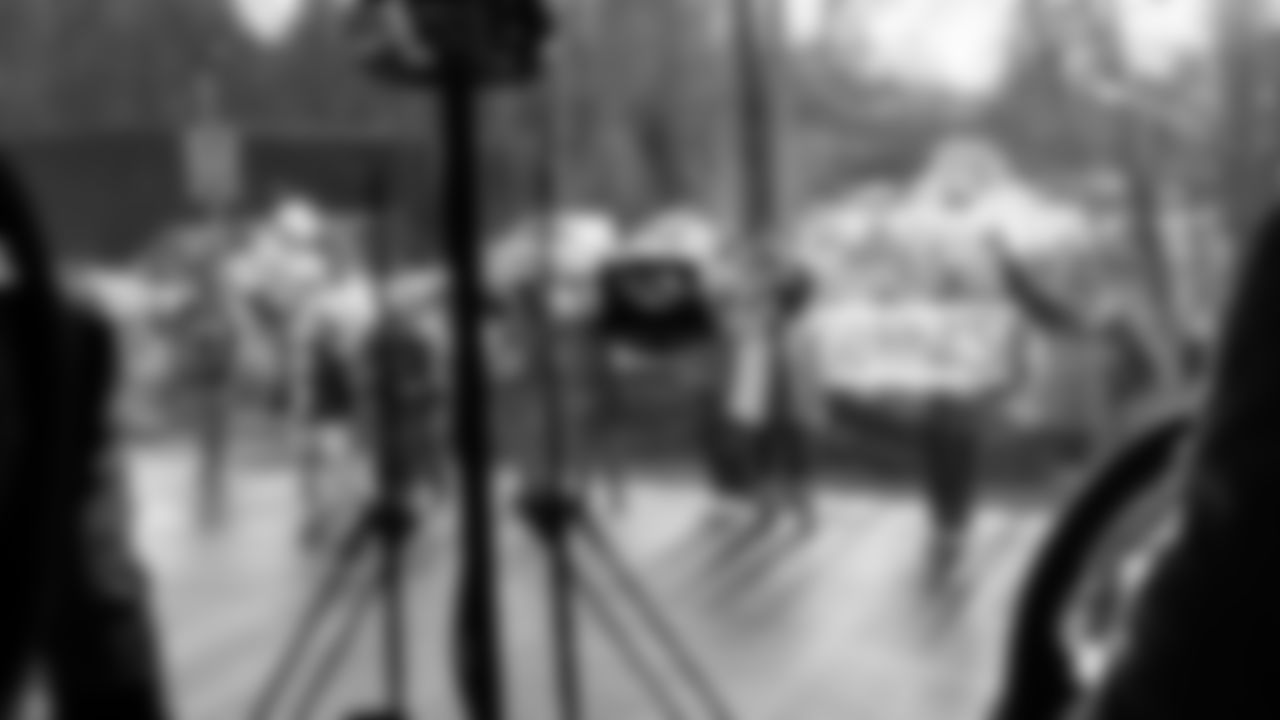 12s showed up outside of Virginia Mason Athletic Center to send the Seahawks off on their trip to Carolina on Friday afternoon.