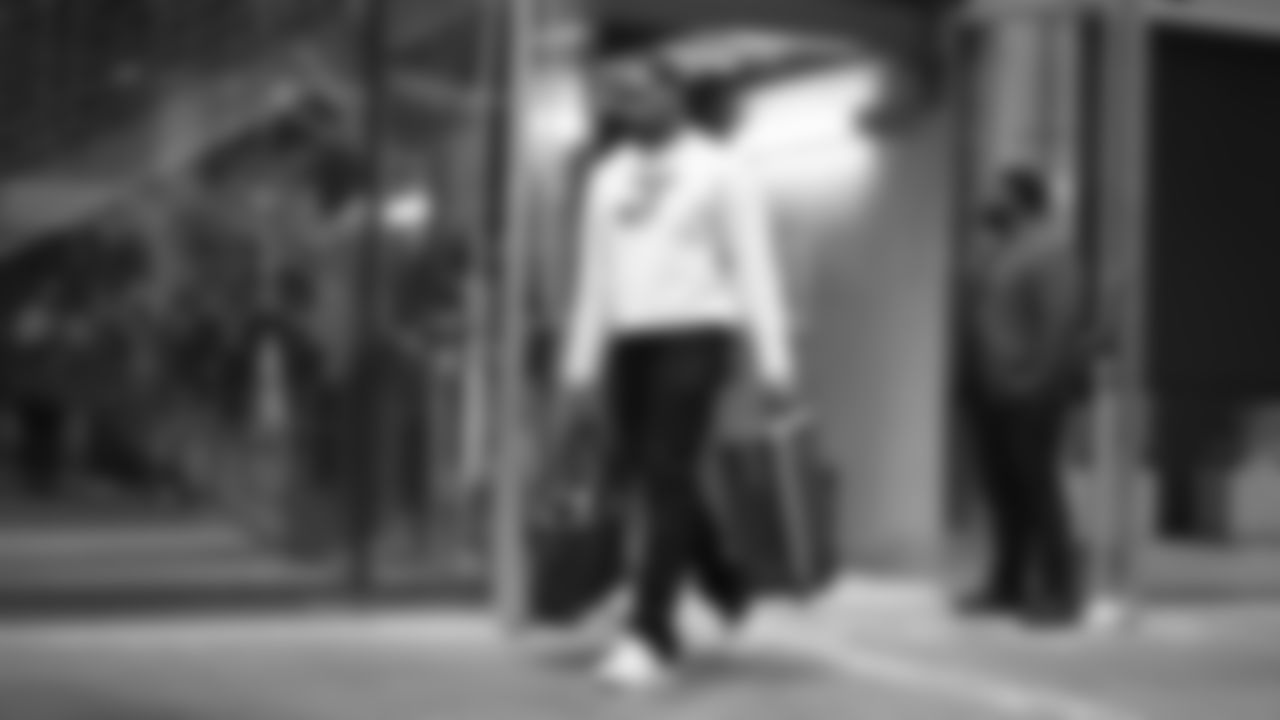 Seahawks defensive end DeMarcus Lawrence (0) departed the team hotel for the Week 17 matchup vs. Panthers on December 28, 2025.