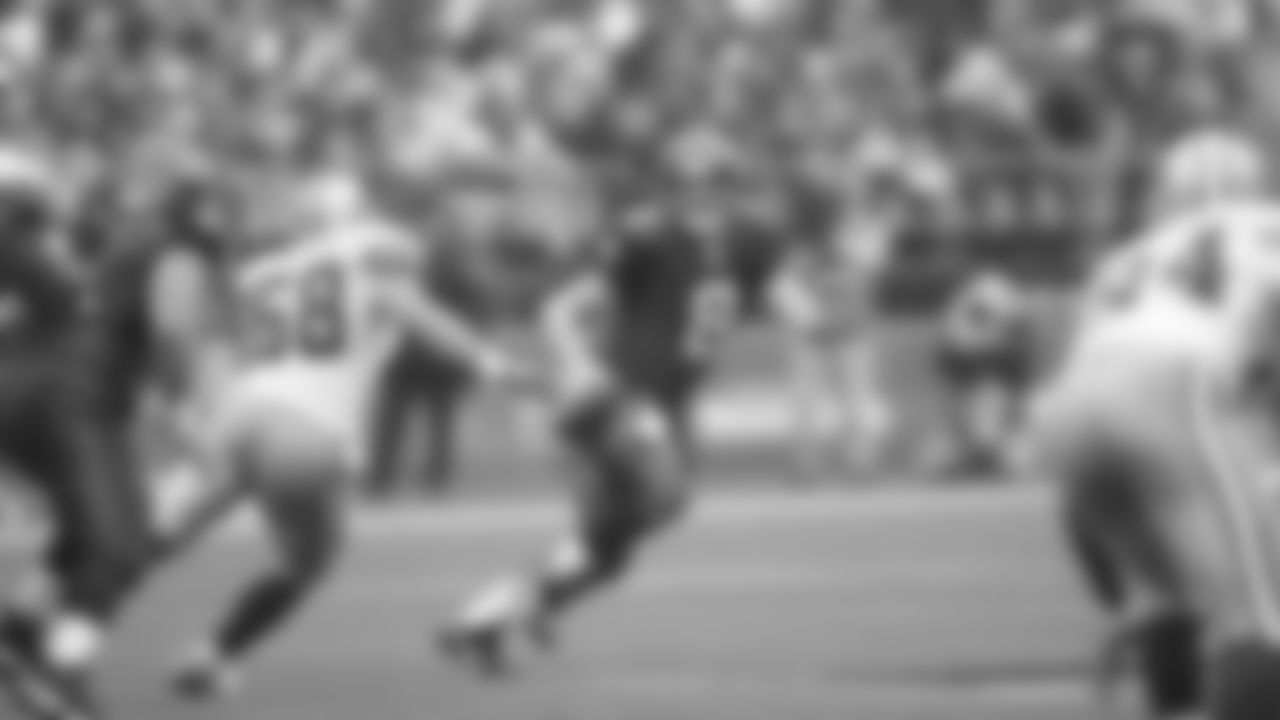 QB Matt Hasselbeck 2001-2010