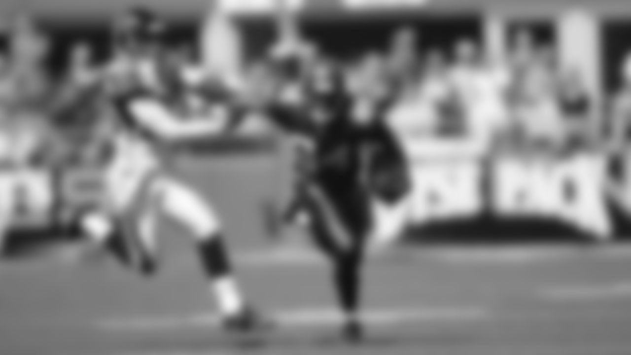WR Bobby Engram 2001-2008