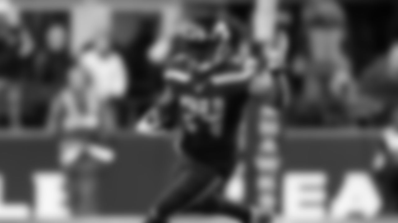 2 - RB Marshawn Lynch