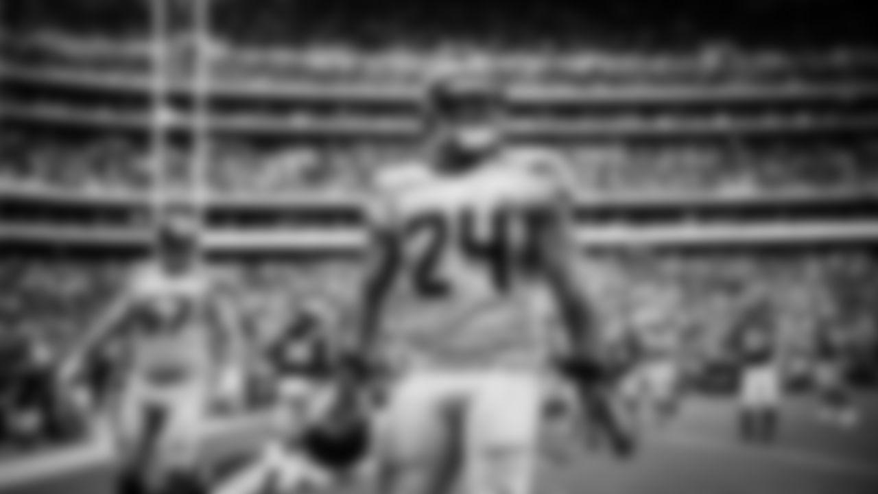 RB Marshawn Lynch 2010-2015, 2019