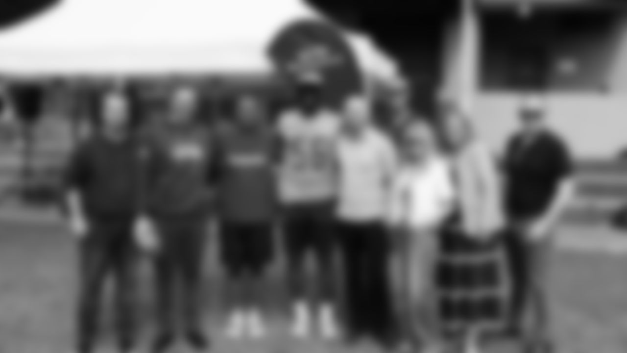 The Seahawks hosted a Seahawks Flag Football camp in Sydney, Australia where local kids had the opportunity to compete alongside Seahawks Legend Cliff Avril.