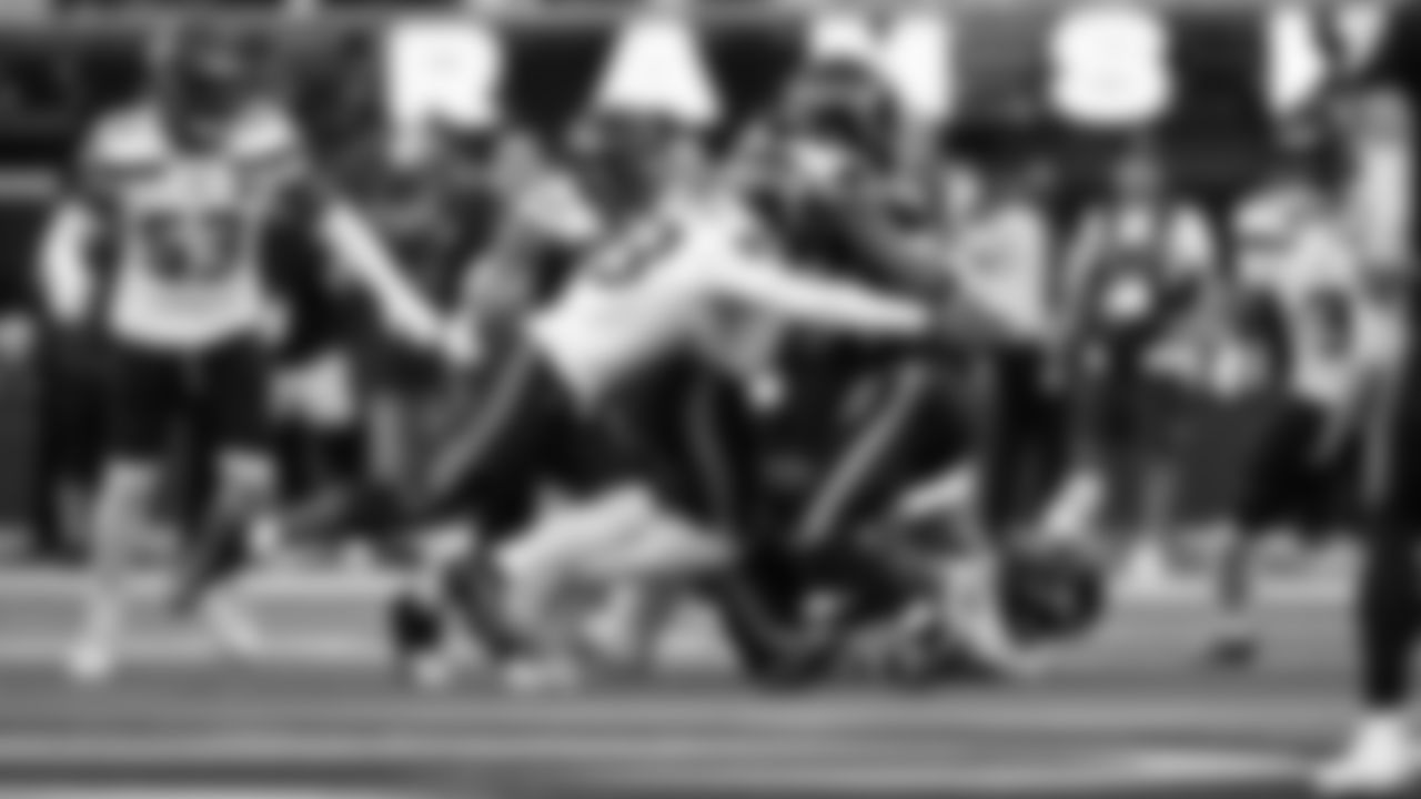 Seahawks at Rams on November 16, 2025