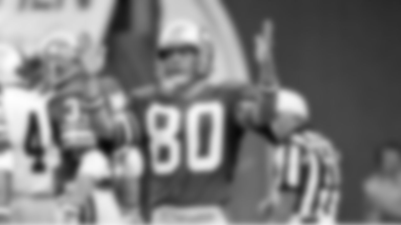 WR Steve Largent 1976-1989