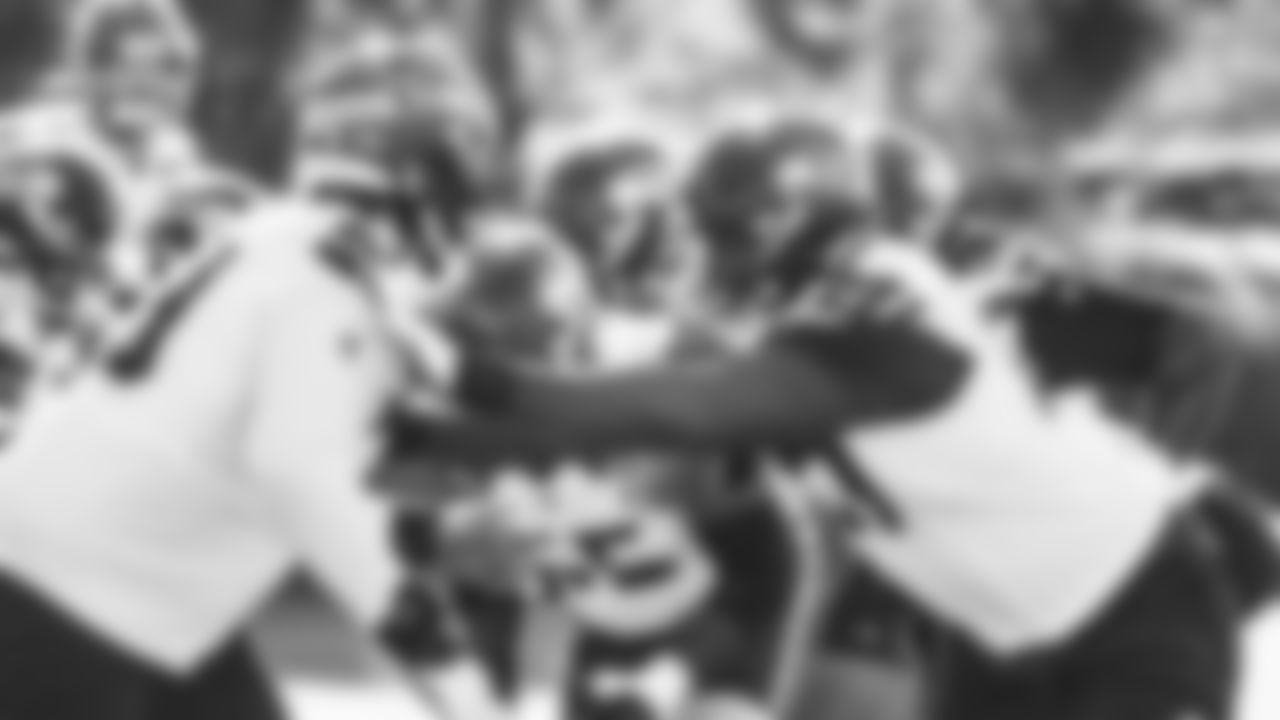 Seahawks tackle Charles Cross (67) practiced on Wednesday, November 19 at the Virginia Mason Athletic Center.