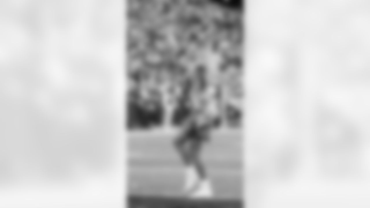 Seahawks Dancers For Week 13 On November 30th, 2025