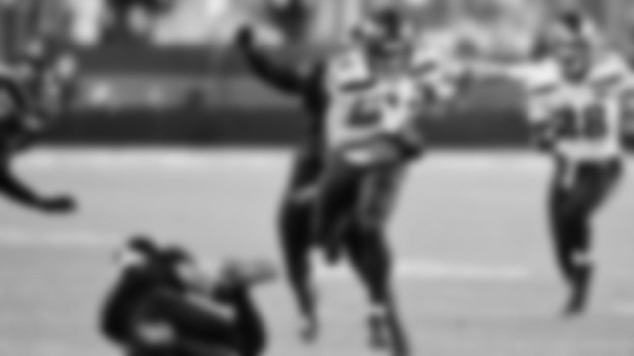 Seahawks vs. 49ers in Week 18 on January 3, 2026.