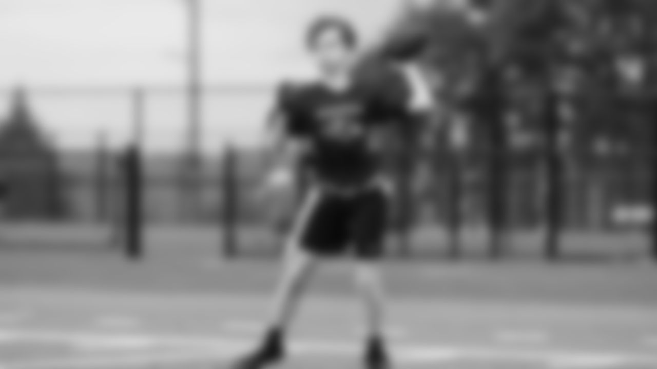 The Seahawks had another round of surprise game day visits at three Seahawks Flag Football League locations on Sunday, October 12th, 2025