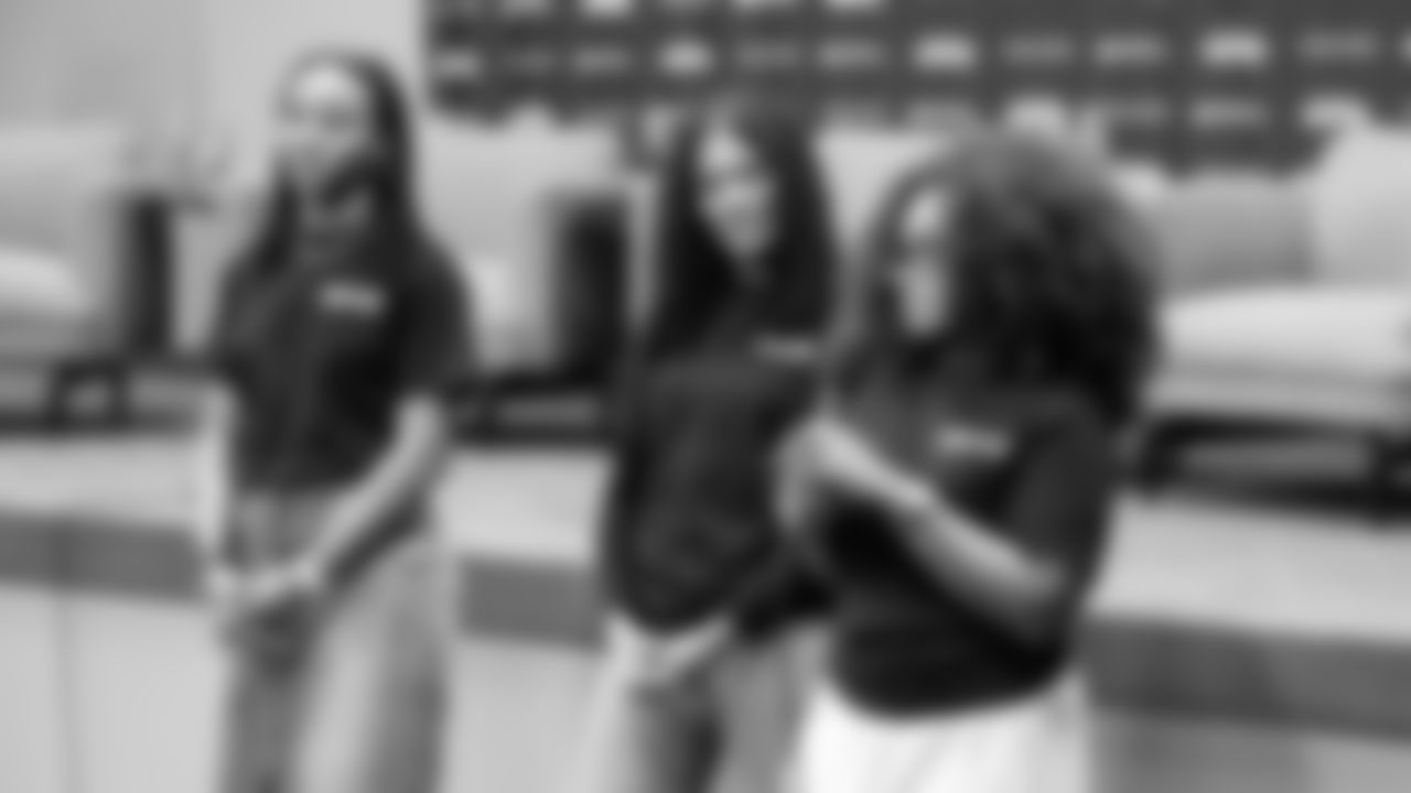 On February 19, ONYX, the Seahawks Black Employee Resource Group, in partnership with the DEI team, hosted its 2nd annual Black History Month celebration, 50 Years Strong: Celebrating Black Excellence & the Seahawks Legacy, at the Virginia Mason Athletic Center.