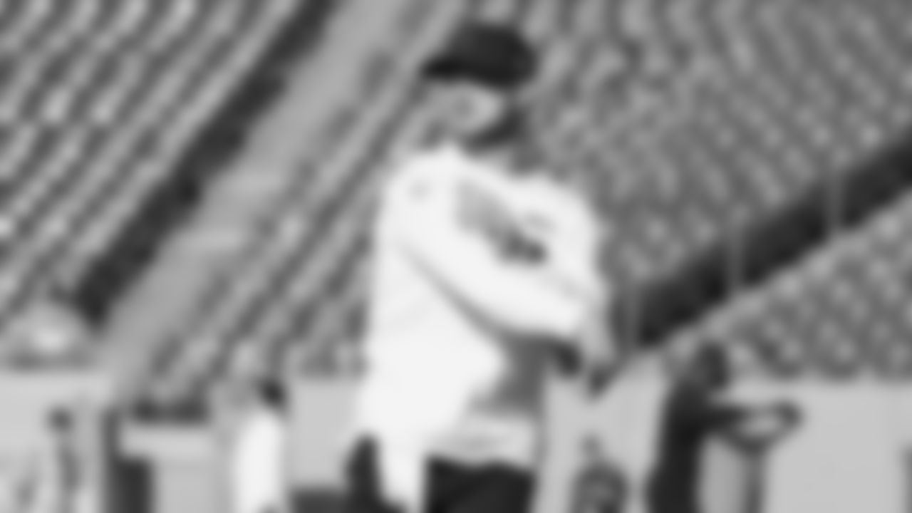 Seahawks quarterback Sam Darnold (14) hit the field at Nissan Stadium for the Week 12 matchup vs. the Titans in Nashville, Tennessee.