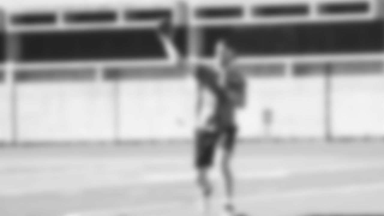 Seahawks quarterback Sam Darnold (14) participated in an off-site workout.