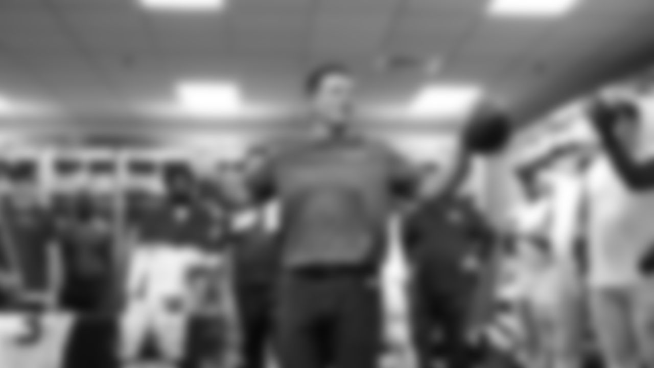 Seahawks celebrate the 30-24 win over the Tennessee Titans at Nissan Stadium on November 23, 2025.