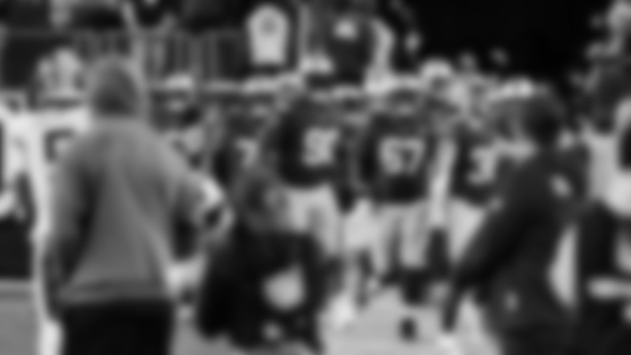 The Seahawks warm up at Northwest Stadium for the Sunday Night Football matchup at the Washington Commanders in Week 9.