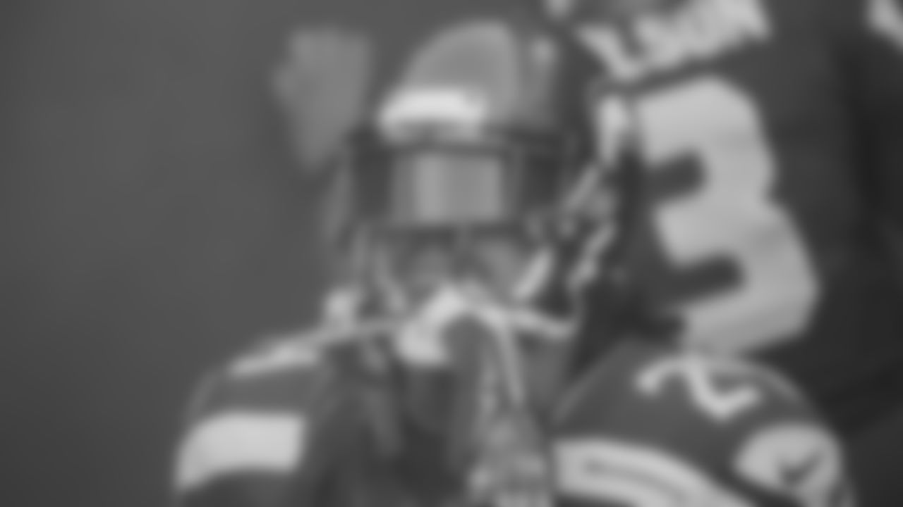 RB Marshawn Lynch 2010-2015,2019