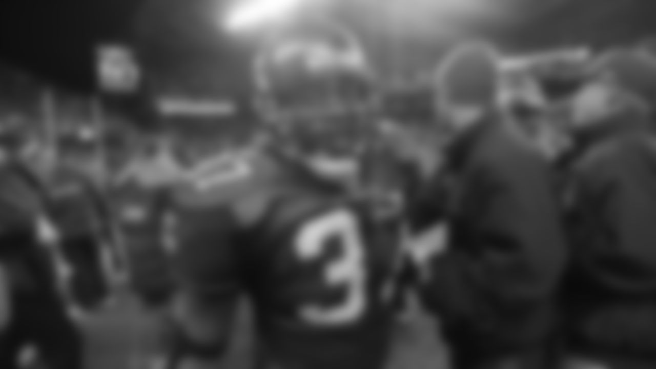 RB Shaun Alexander 2000-2007
