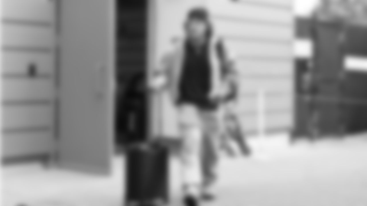 Seahawks linebacker Drake Thomas (42) departed the Virginia Mason Athletic Center for the trip to Jacksonville on Friday, October 10, 2025.