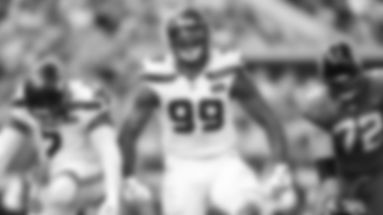 Seahawks defensive tackle Leonard Williams (99) at the Jacksonville Jaguars in Week 6.