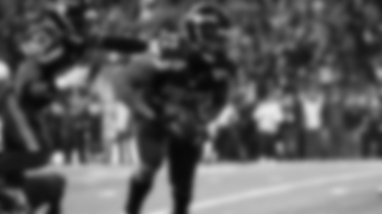 DE Michael Bennett 2013-2017