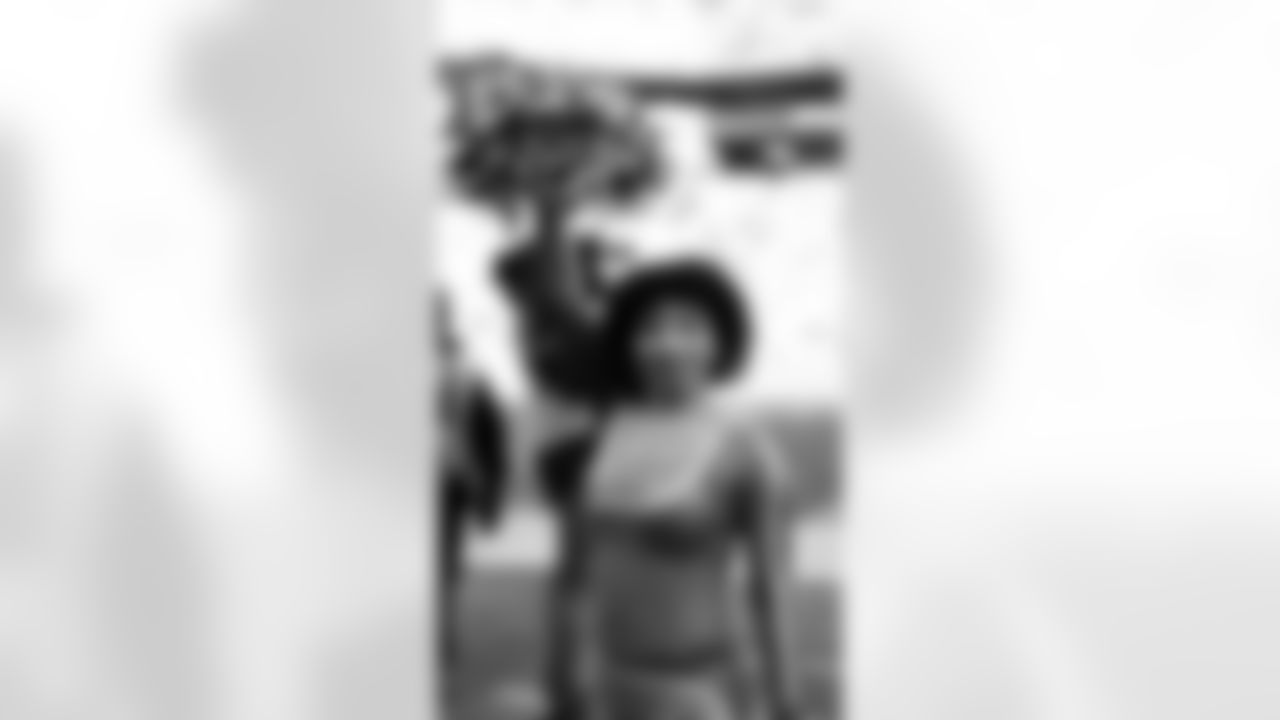 Seahawks Dancers For Week 13 On November 30th, 2025