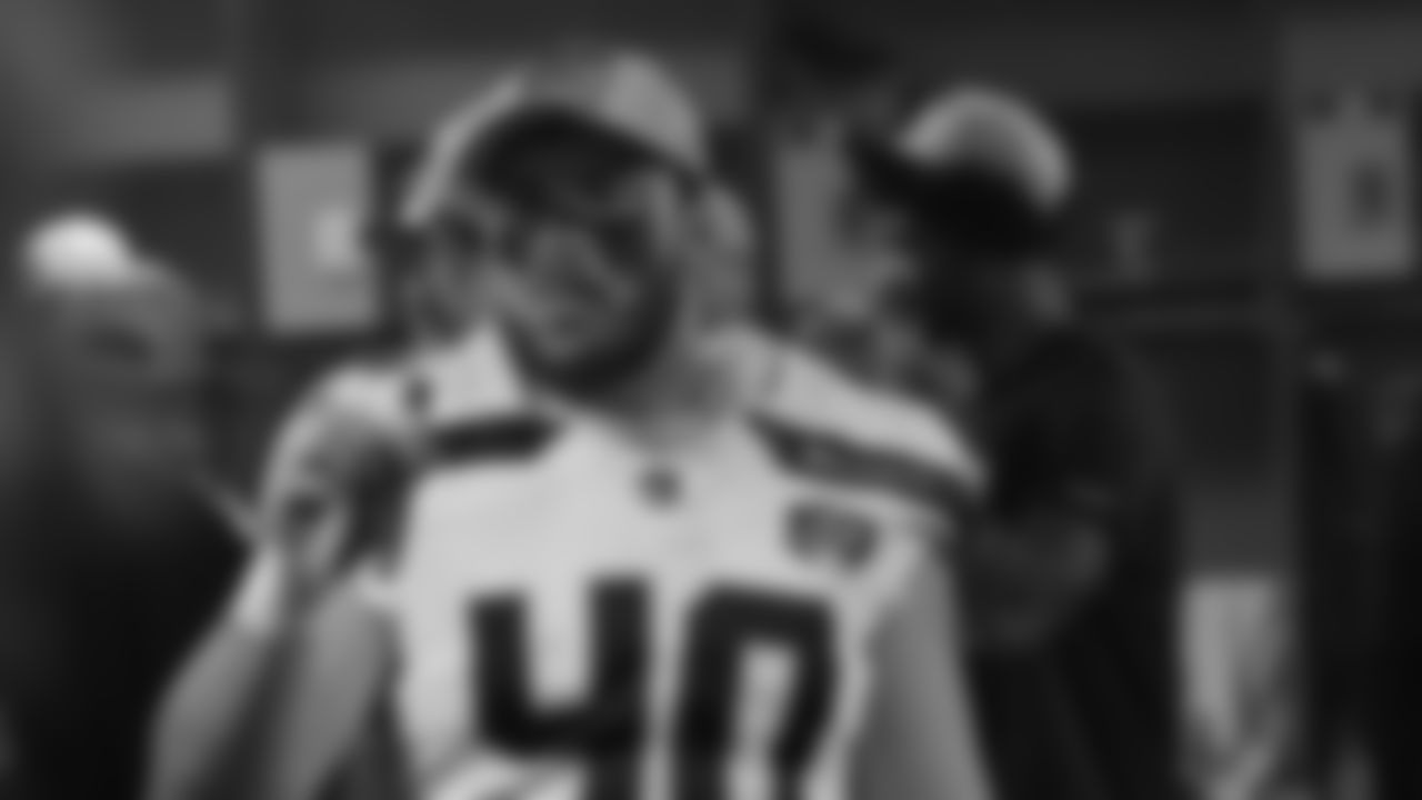 The Seahawks celebrated the win vs. the 49ers at Levi's Stadium in Week 18.