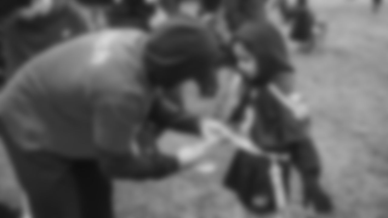 The Seahawks hosted a flag football clinic with NFL FLAG Vancouver at Unwin Park in Surrey, BC on Saturday, November 15, 2025.