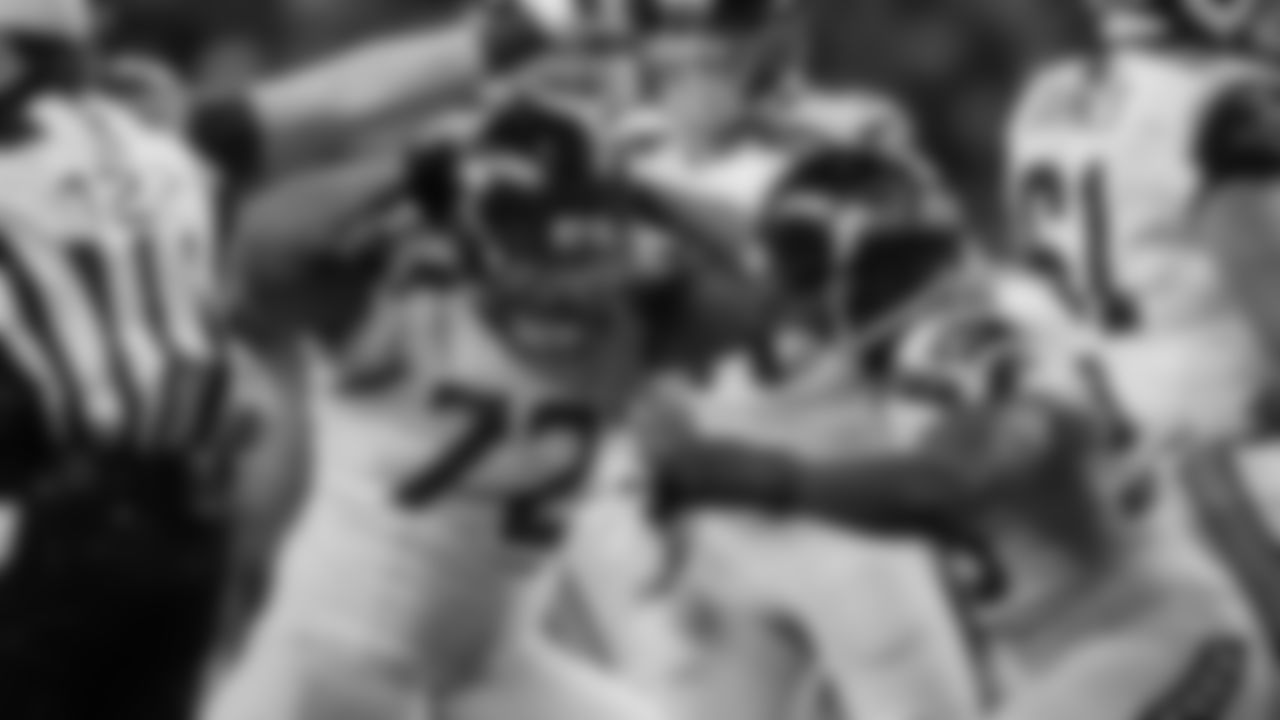 DE Michael Bennett 2013-2017