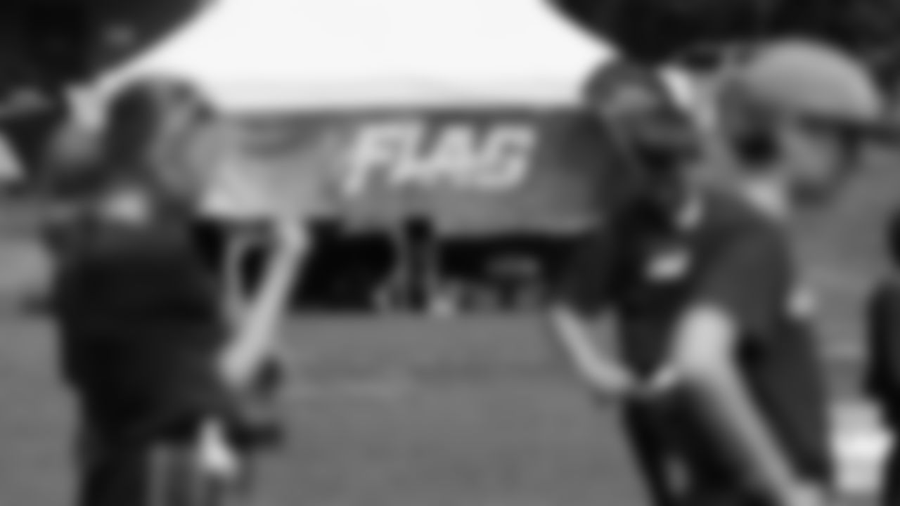 The Seahawks hosted a Seahawks Flag Football camp in Sydney, Australia where local kids had the opportunity to compete alongside Seahawks Legend Cliff Avril.