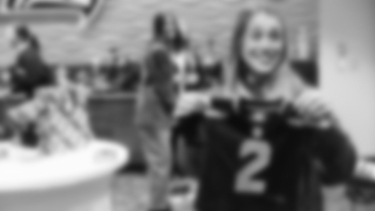 The Seahawks Women's Association hosted a baby shower for expecting mothers on the team with the goal to impact local moms in need in our community.