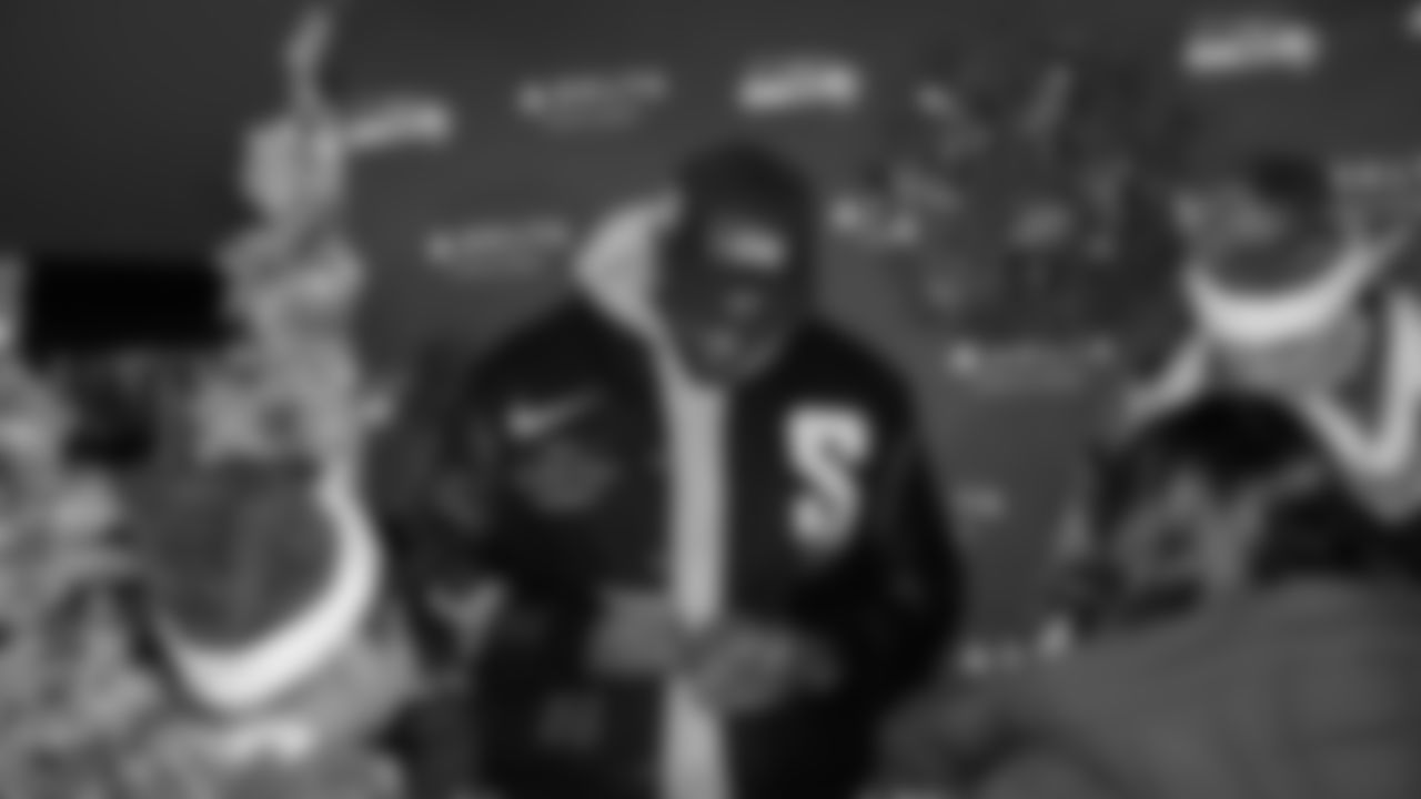 The Seahawks and Delta Air Lines hosted the annual Holiday in the Hangar event on December 2, 2025 to spread holiday cheer.