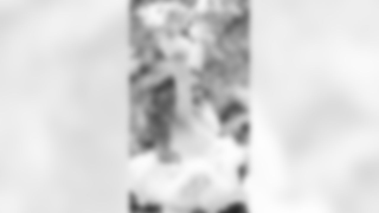 Seahawks Dancers in Week 15 on December 14th, 2025